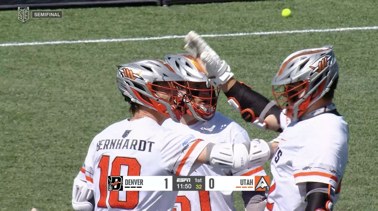 Video preview: 10 seconds into the game!! Brennan O'Neill and the Outlaws strike first!!